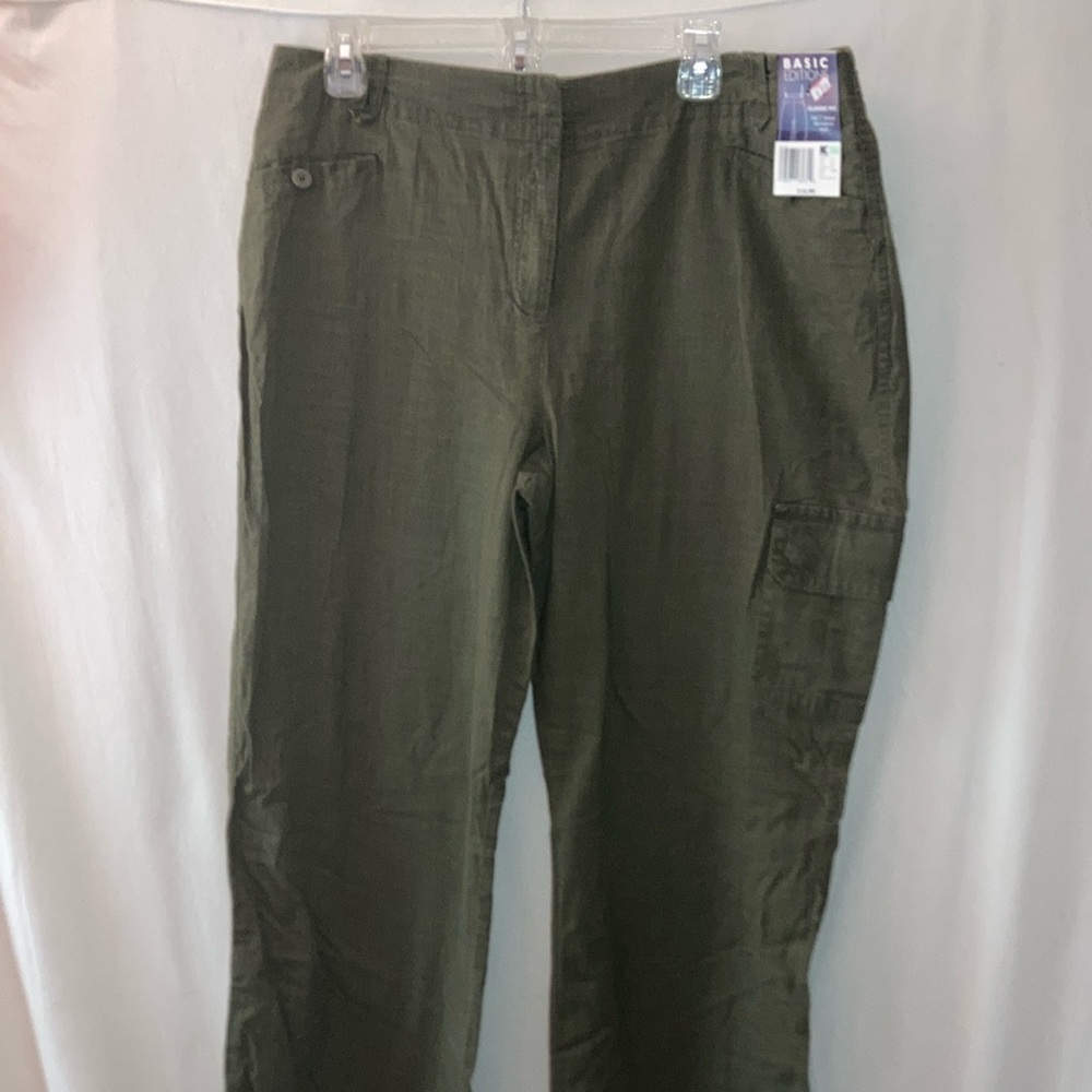 NWT Basic Editions Olive Cargo Pants